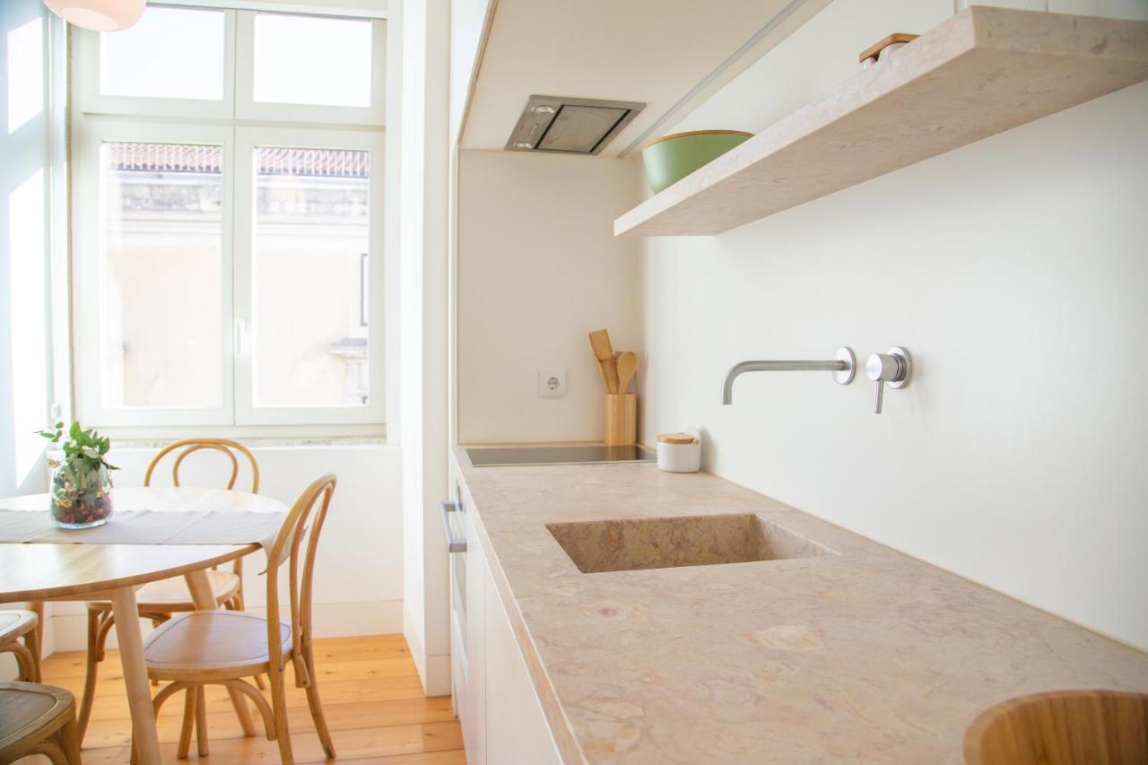Arsenal 108, Design - New Light Downtown Chiado And River Apartment *