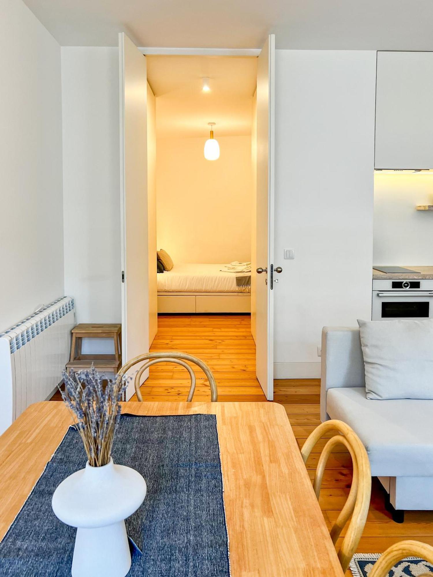 Apartment Arsenal 108, Design - New Light Downtown Chiado And River *