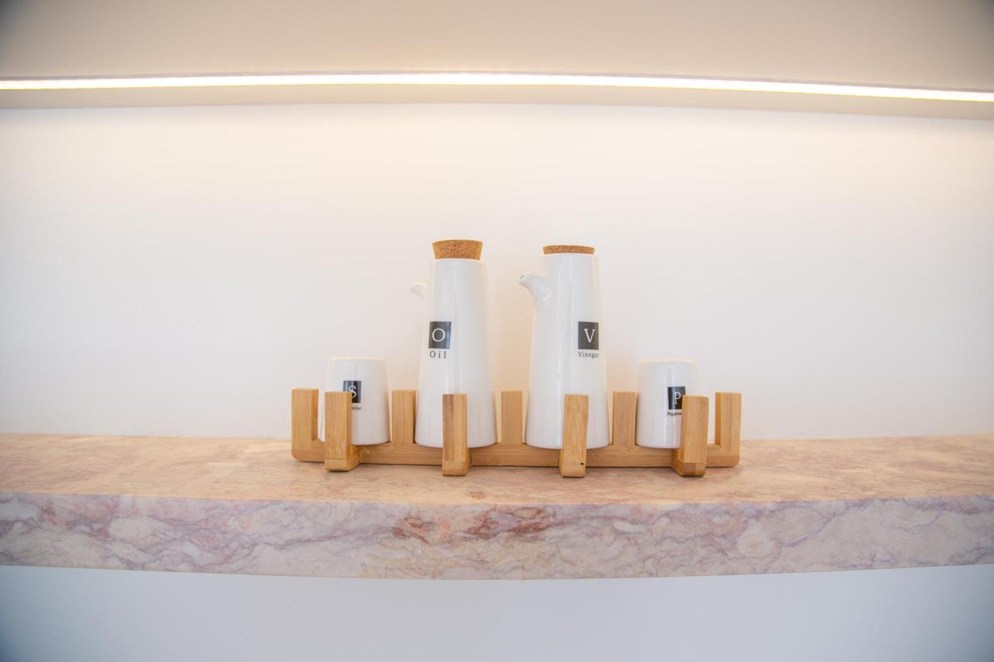 Arsenal 108, Design - New Light Downtown Chiado And River Apartment *