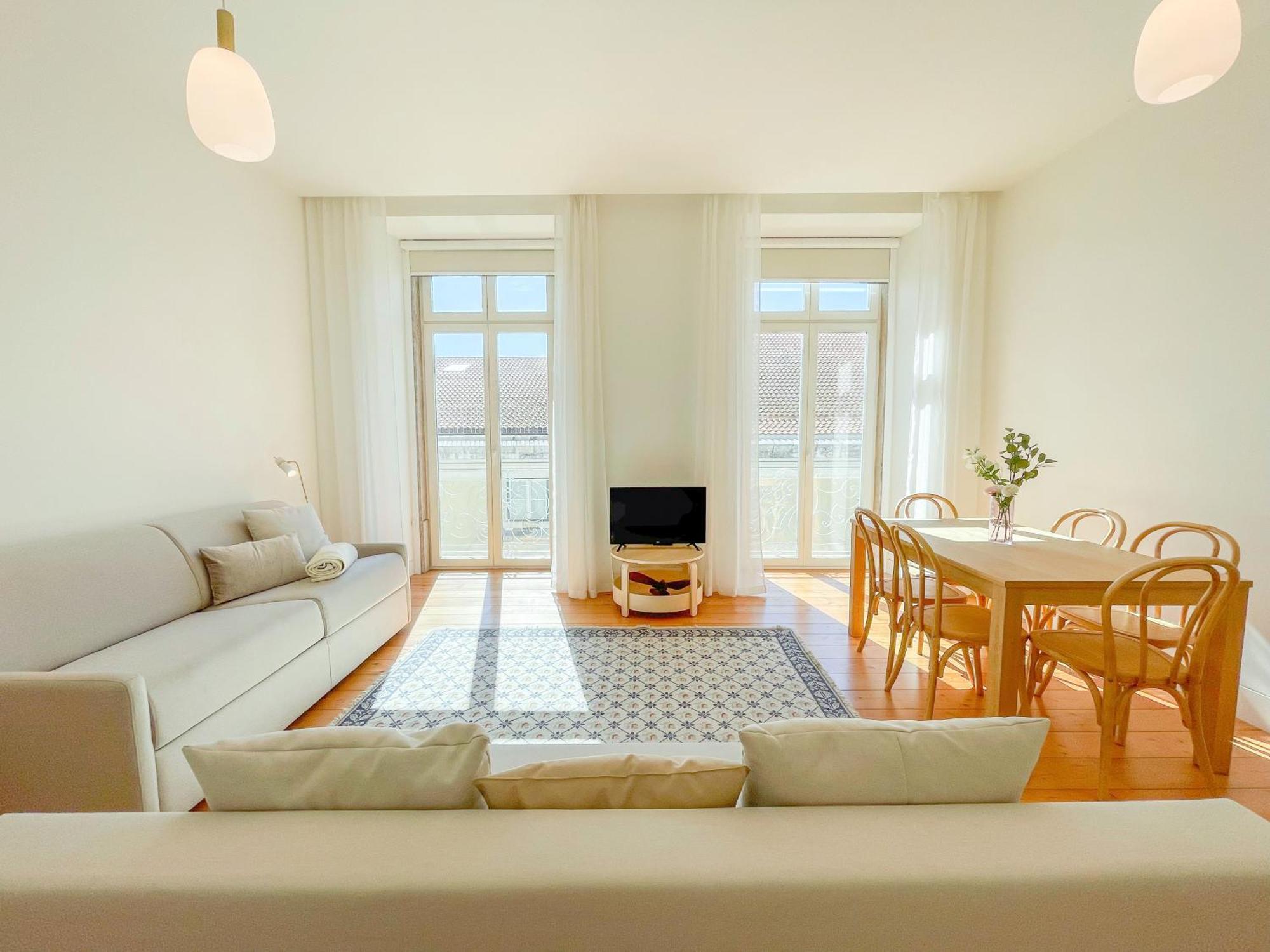 Arsenal 108, Design - New Light Downtown Chiado And River * Lisbon