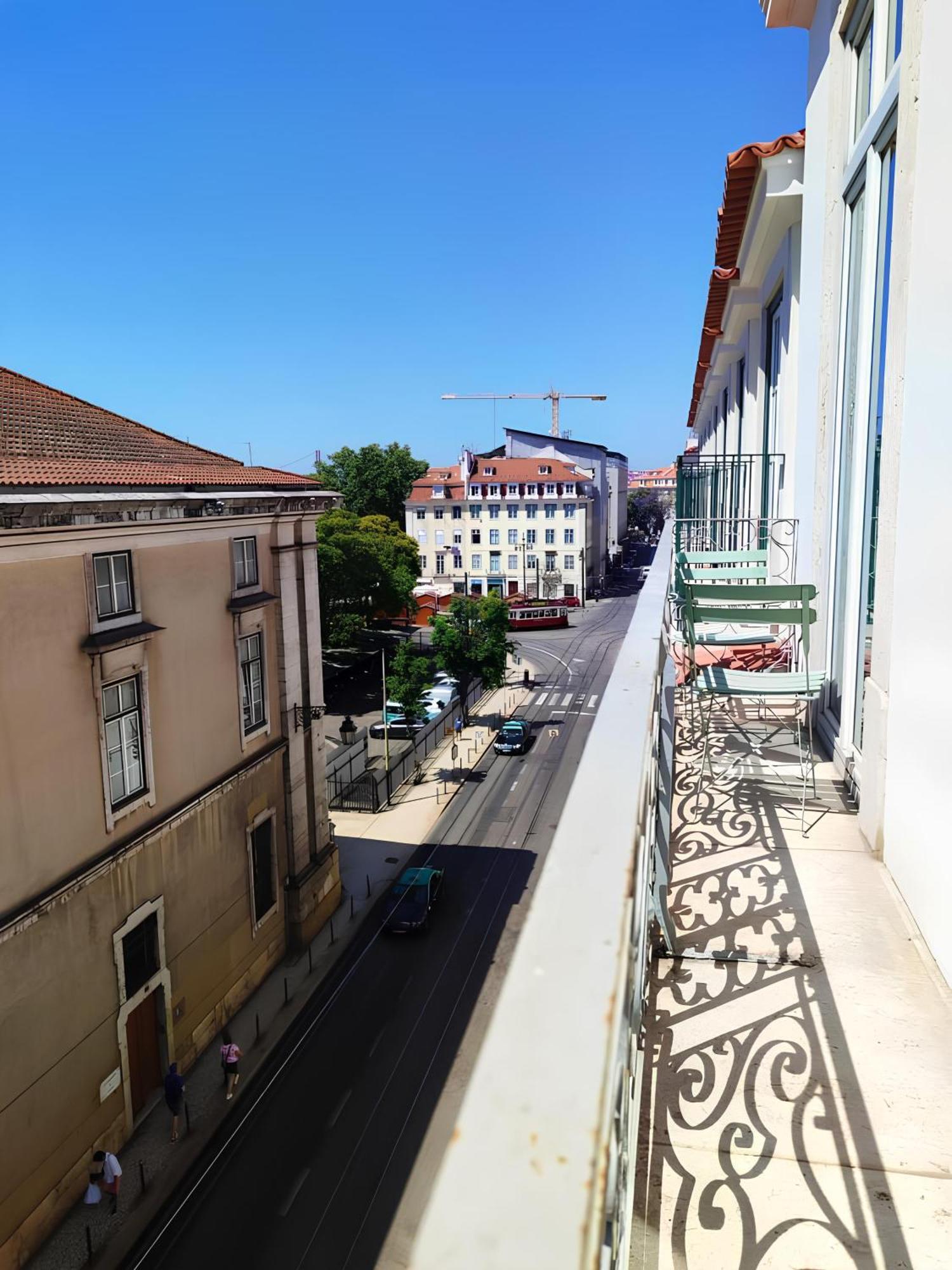 Apartment Arsenal 108, Design - New Light Downtown Chiado And River